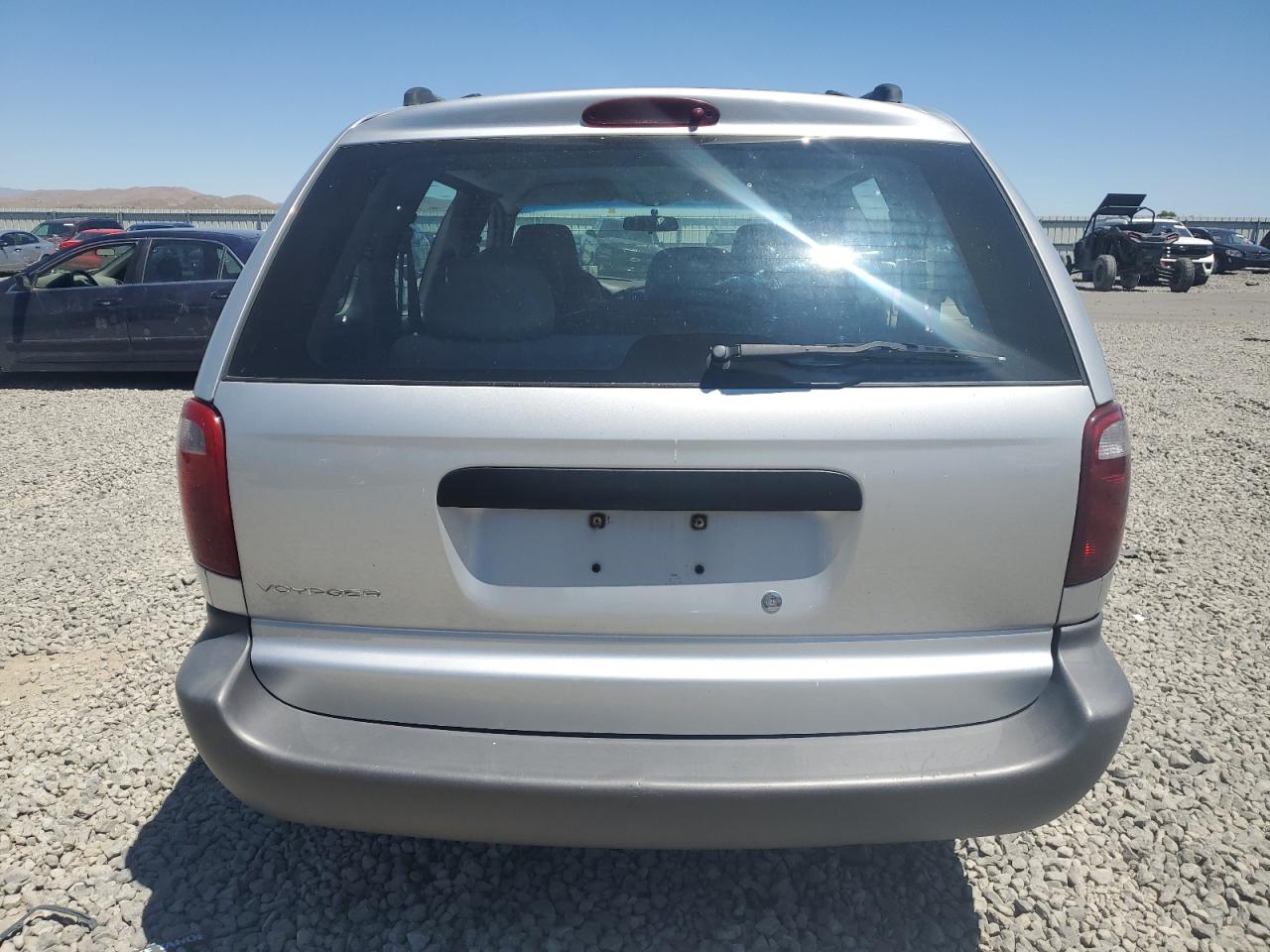 2001 Chrysler Voyager VIN: 1C4GJ25381B137011 Lot: 62588465