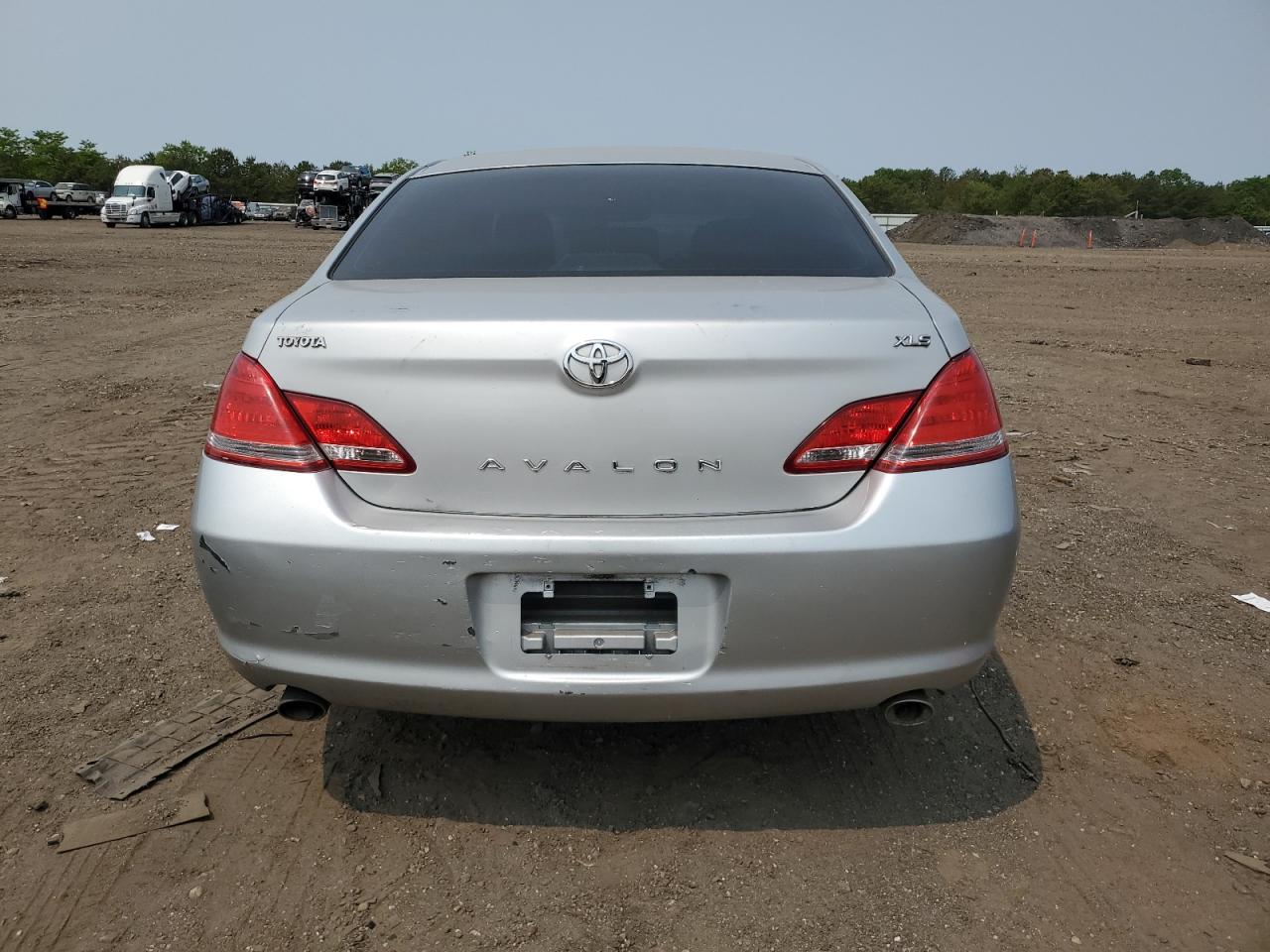 2005 Toyota Avalon Xl VIN: 4T1BK36B45U039120 Lot: 59422525