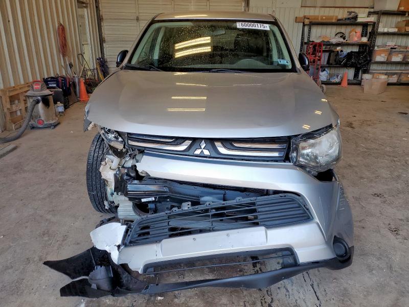 MITSUBISHI OUTLANDER 2014 Srebrny