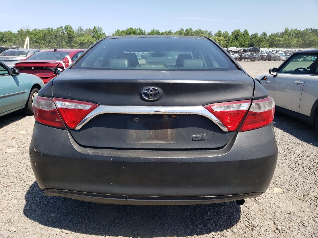 2015 Toyota Camry Hybrid VIN: 4T1BD1FK8FU151242 Lot: 60780305