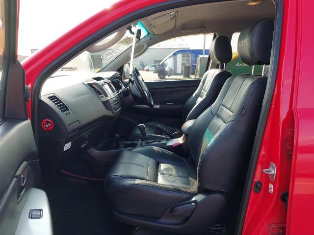 2015 TOYOTA HILUX INVI