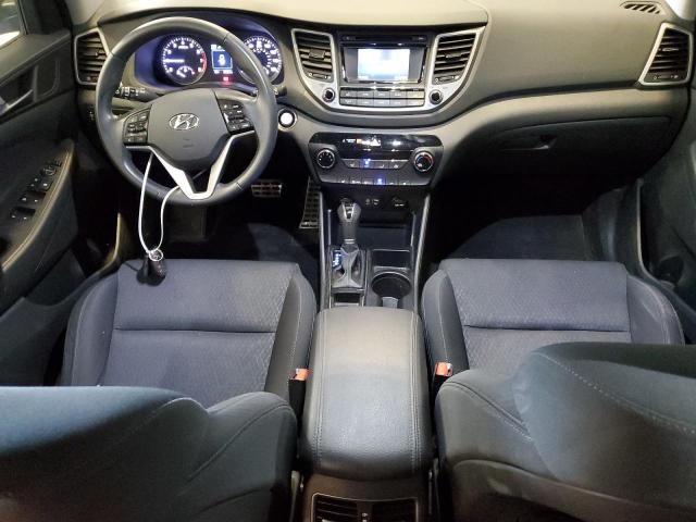  HYUNDAI TUCSON 2017 Granatowy