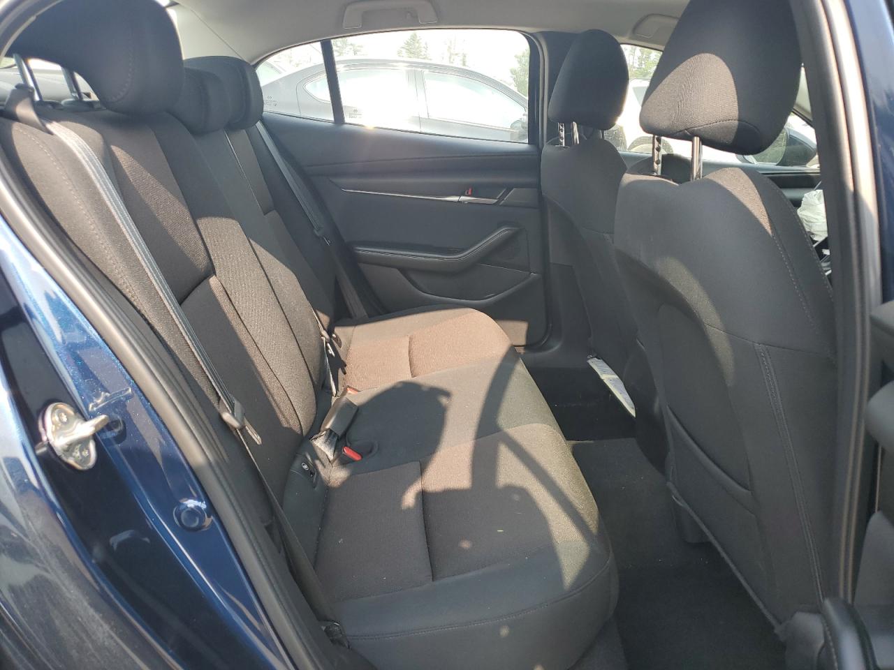 2022 Mazda 3 VIN: 3MZBPAAL0NM300111 Lot: 59485255