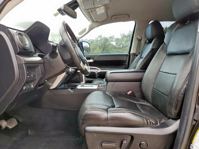  TOYOTA TUNDRA 2021 Czarny