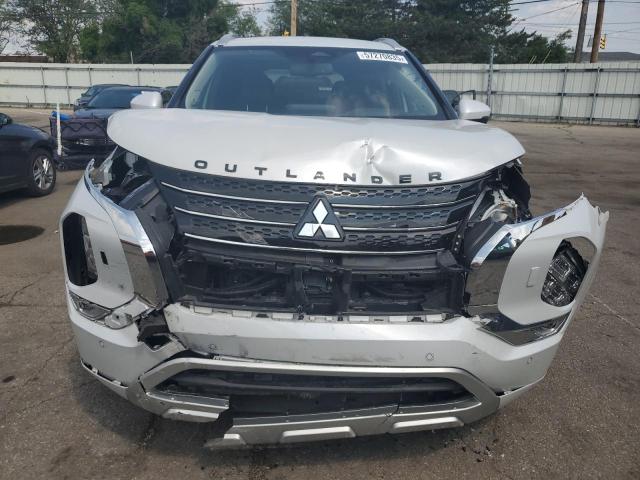  MITSUBISHI OUTLANDER 2023 Белый