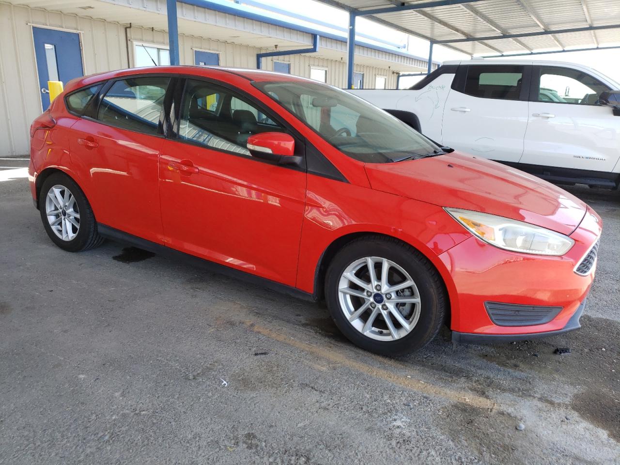 FORD FOCUS 2016 VIN 1FADP3K28GL320257 zdjęcie 4