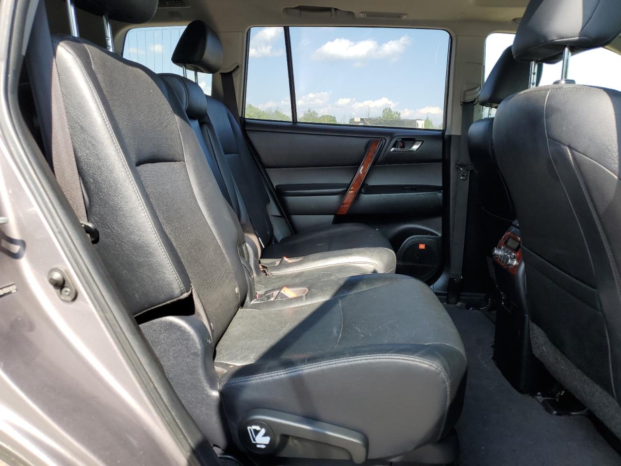TOYOTA HIGHLANDER 2013 VIN JTEDC3EH7D2014539 photo 11