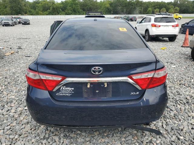  TOYOTA CAMRY 2017 Granatowy