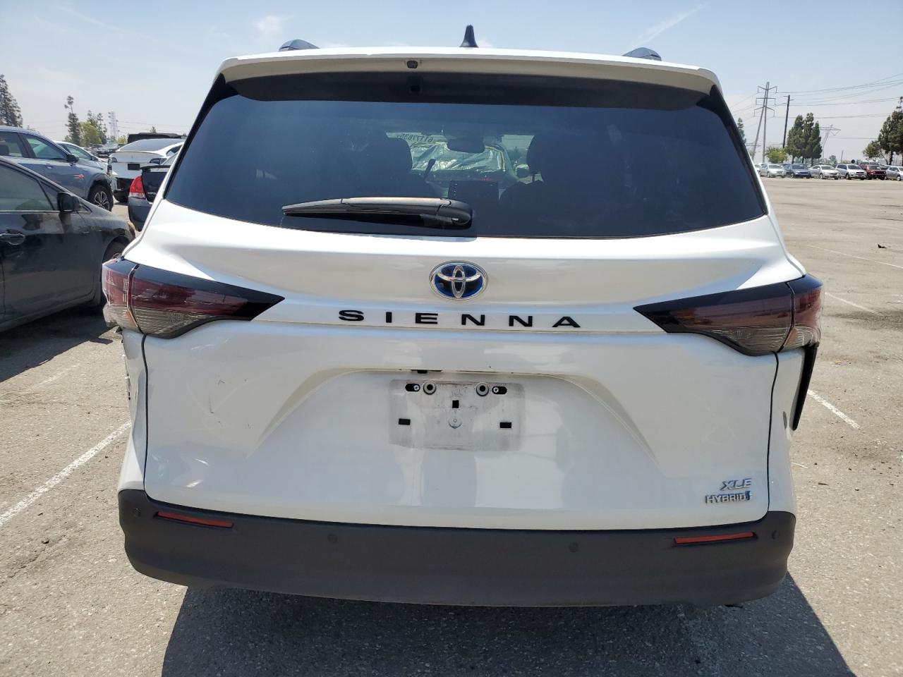 2024 Toyota Sienna Xle VIN: 5TDYRKECXRS211594 Lot: 61177835