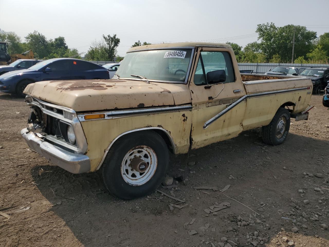 1976 Ford F250 for Sale in Chicago Heights, IL - Front End