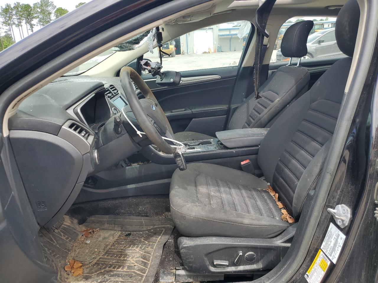 2019 Ford Fusion Se VIN: 3FA6P0LUXKR125472 Lot: 90211715