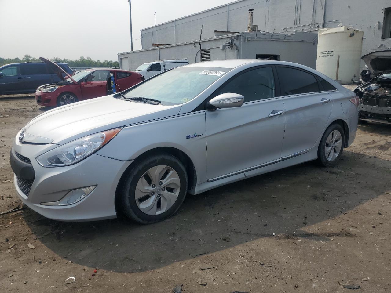 2015 Hyundai Sonata Hybrid იყიდება Fredericksburg-ში, VA - Front End
