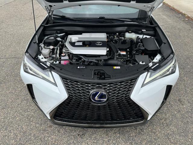  LEXUS UX 250H BA 2022 Белы