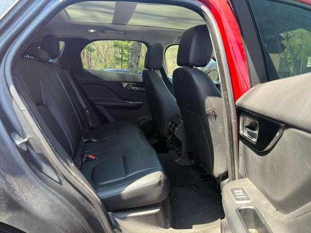 Parquets JAGUAR F-PACE 2017 Red