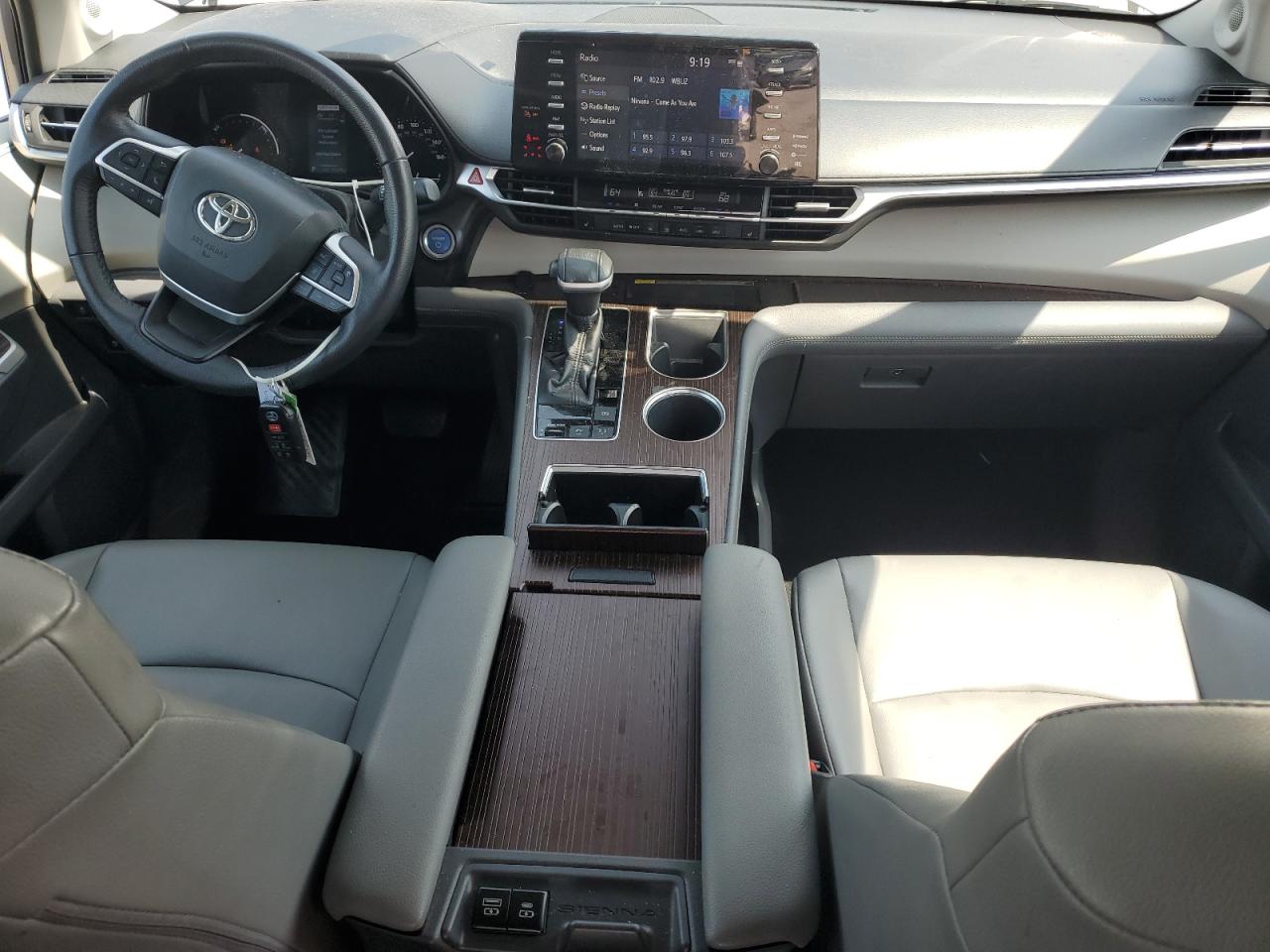 2021 Toyota Sienna Xle VIN: 5TDJRKEC8MS003563 Lot: 63017095