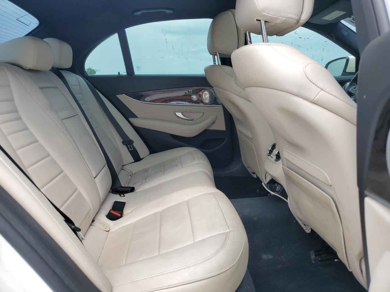 MERCEDES-BENZ E-CLASS 2017 VIN WDDZF4KB9HA202200 photo 10