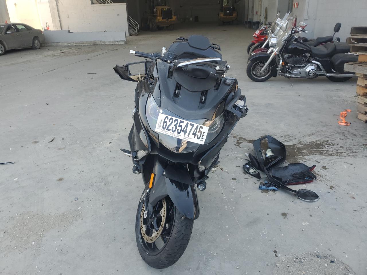 BMW K 2018 VIN WB10F5307JZG16654 фото 2