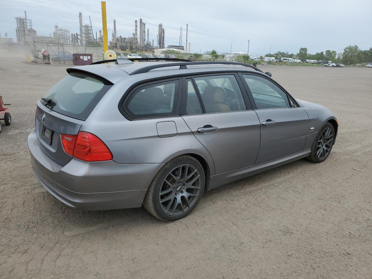 BMW 3 SERIES 2009 VIN WBAUU33589A539646 фото 3