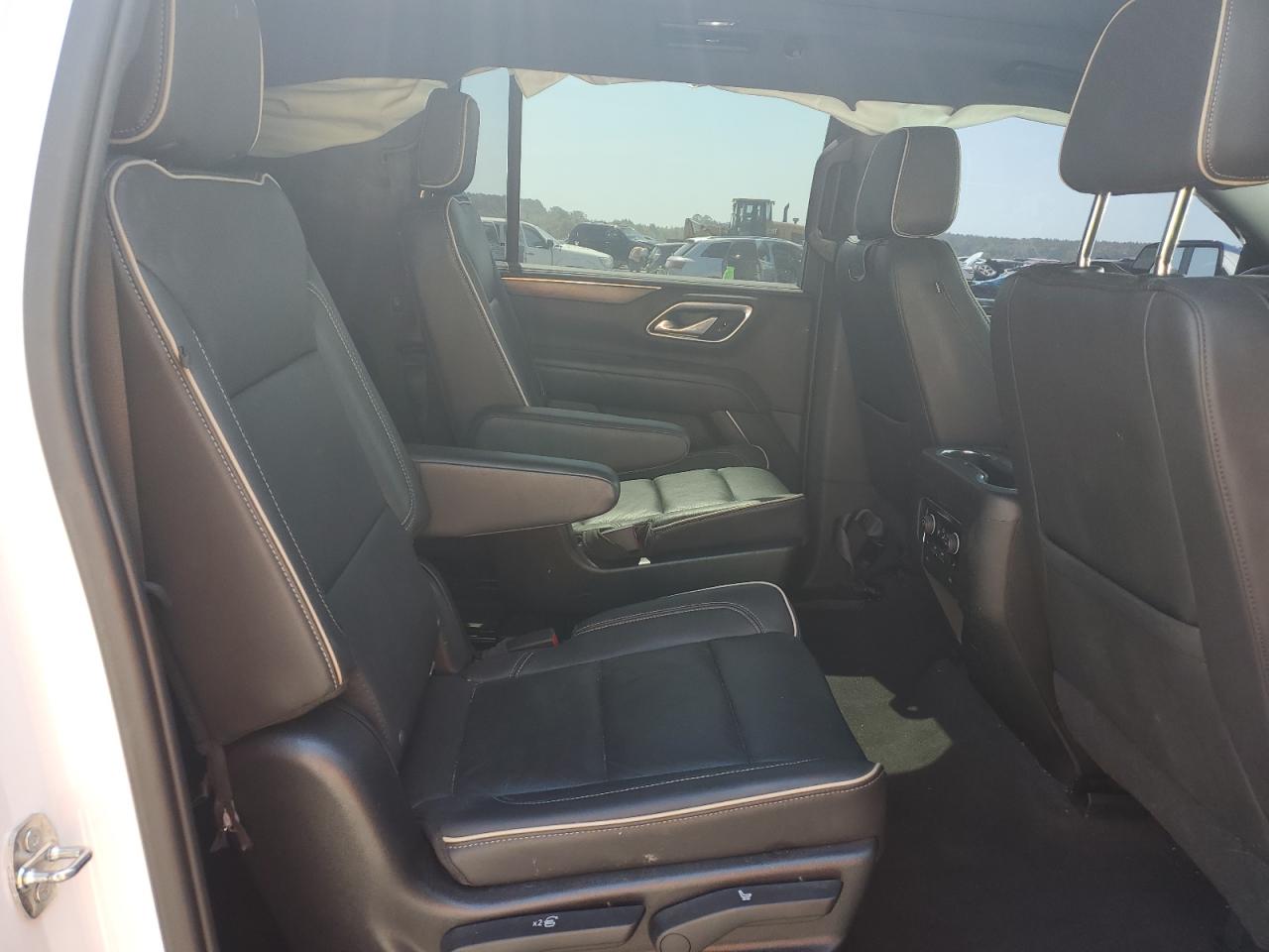 2021 Chevrolet Suburban C1500 Premier VIN: 1GNSCFKD5MR310138 Lot: 62144765
