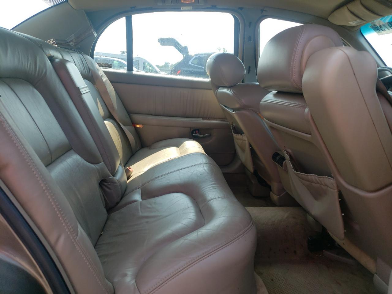 1999 Buick Park Avenue VIN: 1G4CW52K3X4638975 Lot: 61844975