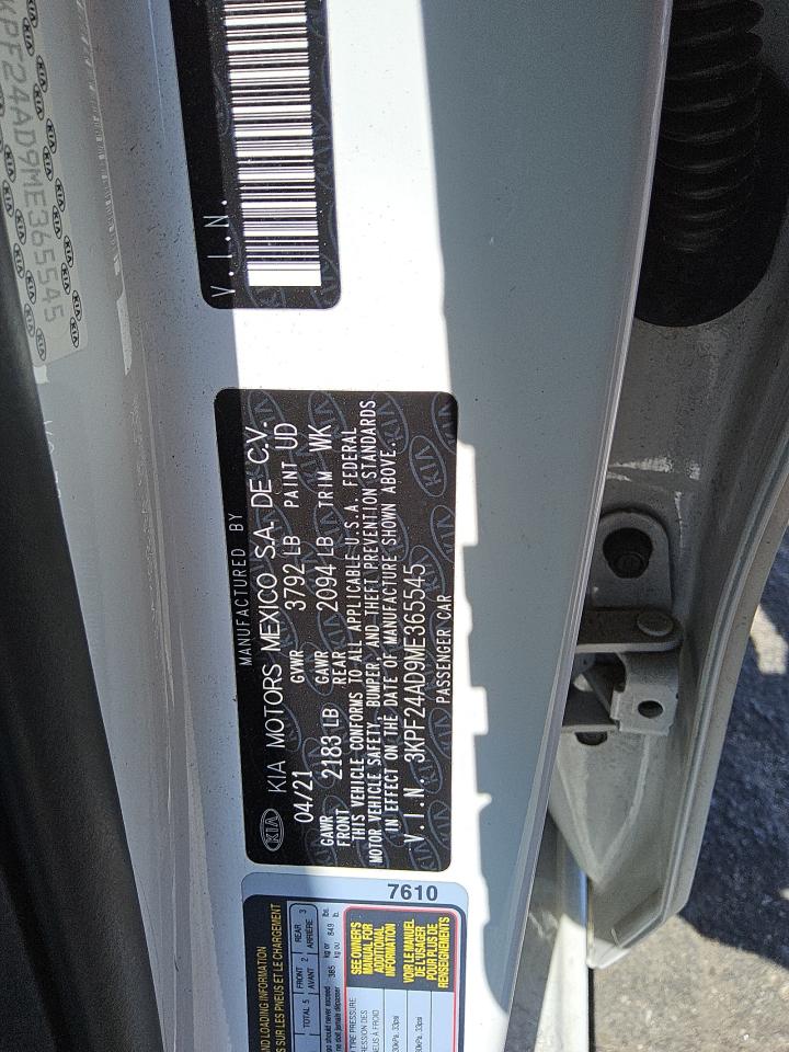 2021 Kia Forte Fe VIN: 3KPF24AD9ME365545 Lot: 61673965