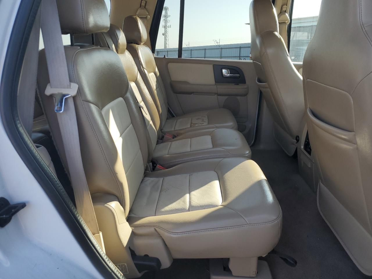 2005 Ford Expedition Eddie Bauer VIN: 1FMPU17595LA03281 Lot: 59534925