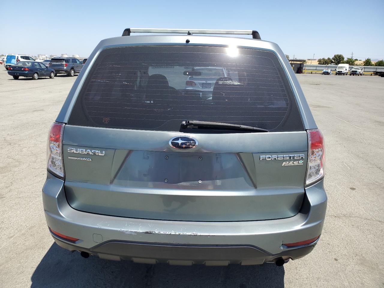 2010 Subaru Forester 2.5X VIN: JF2SH6AC7AH756801 Lot: 61911085