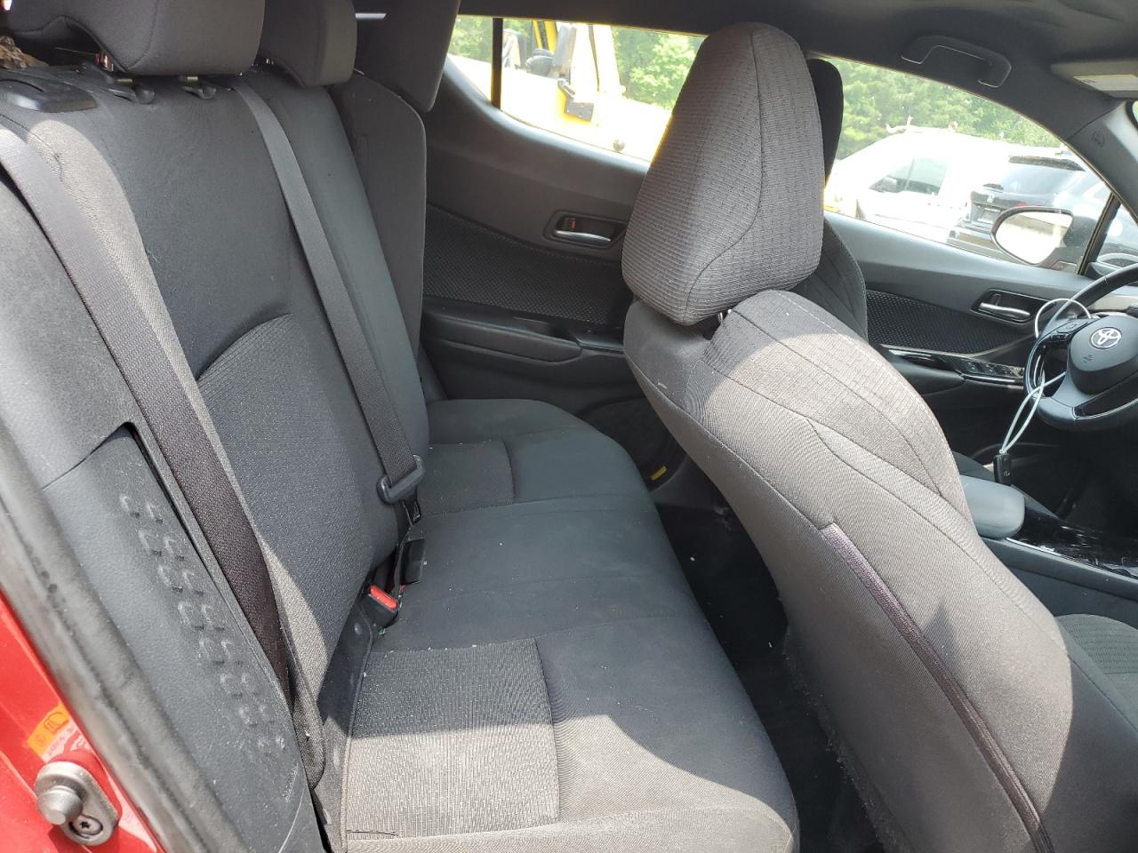 2019 Toyota C-Hr Xle VIN: NMTKHMBX0KR092244 Lot: 61000325