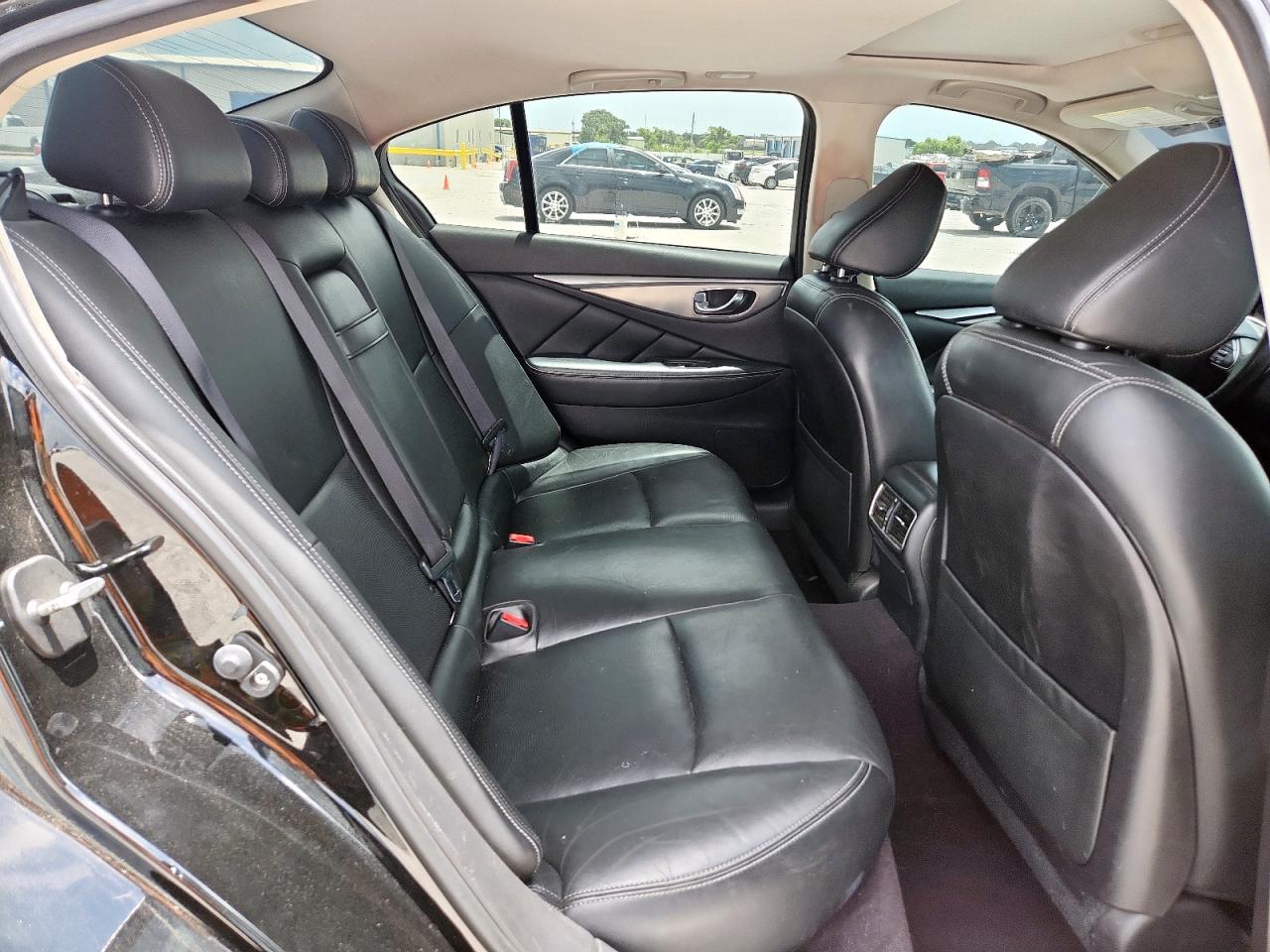 2015 Infiniti Q50 Base VIN: JN1BV7AR9FM405262 Lot: 61409925