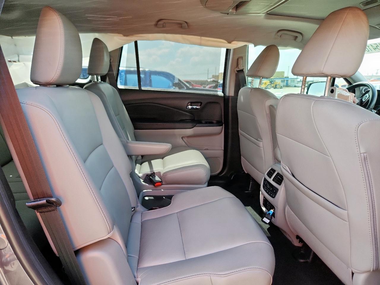 2019 Honda Pilot Touring VIN: 5FNYF6H65KB009052 Lot: 61541655