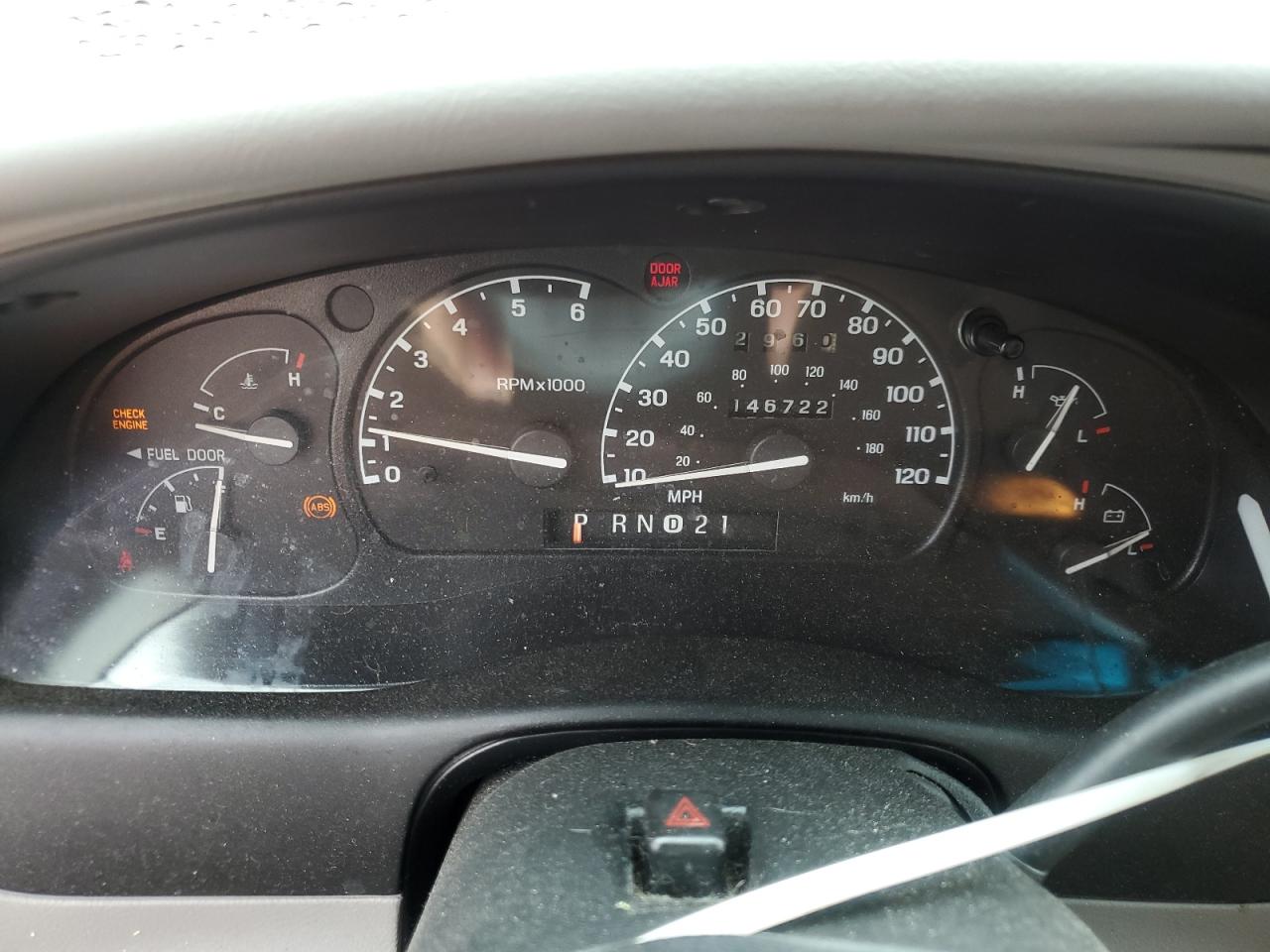 2000 Ford Explorer Xlt VIN: 1FMZU73E3YUB16272 Lot: 59479125