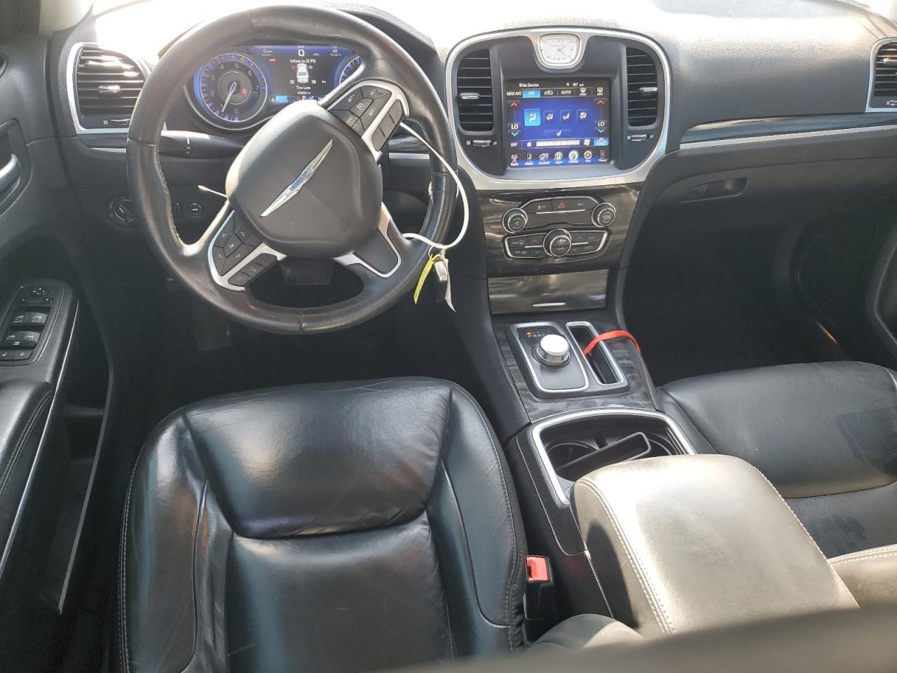 2016 Chrysler 300 Limited VIN: 2C3CCAAG0GH161450 Lot: 61992645