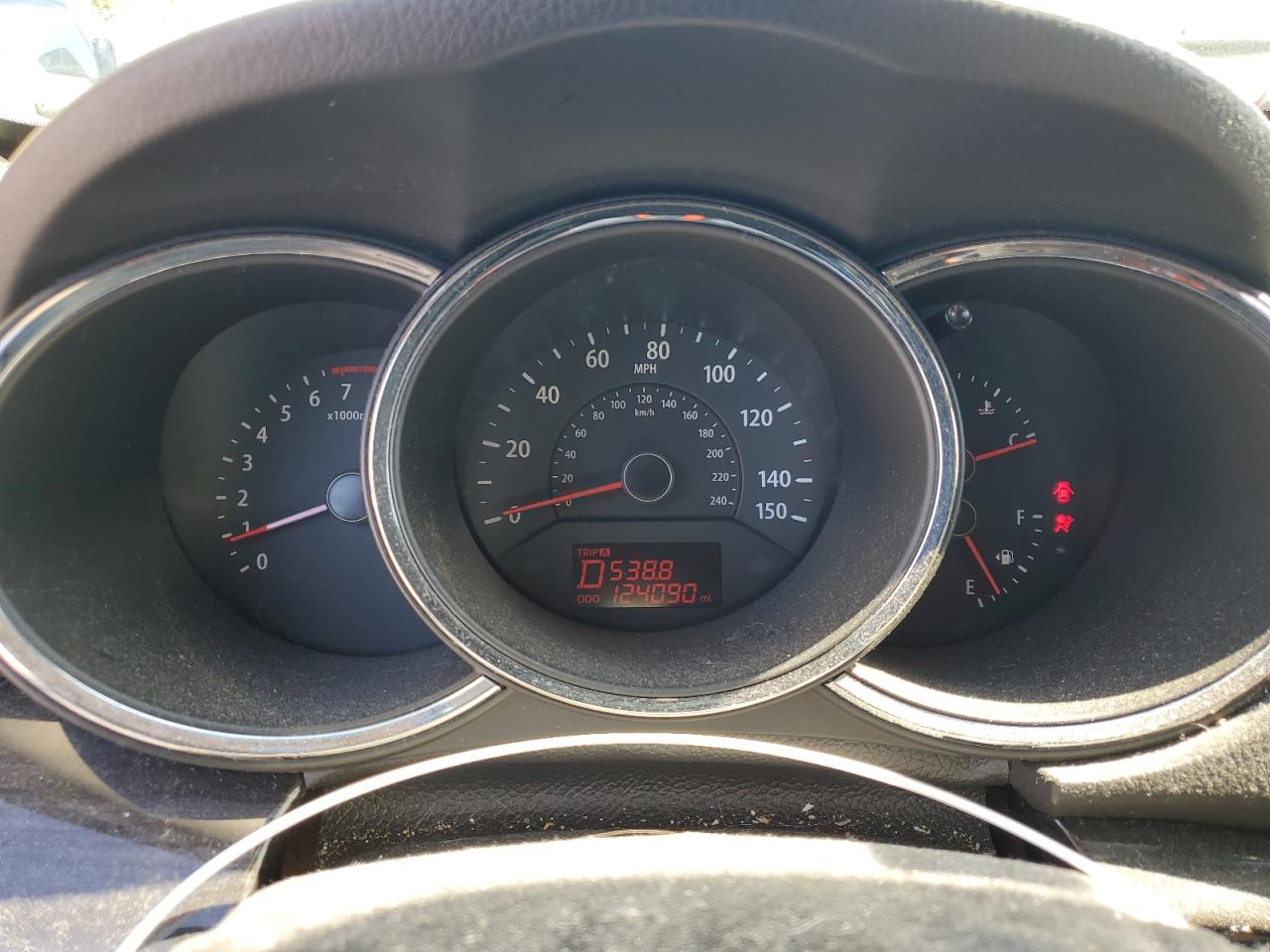 2013 Kia Sorento Lx VIN: 5XYKTDA21DG340393 Lot: 60150125