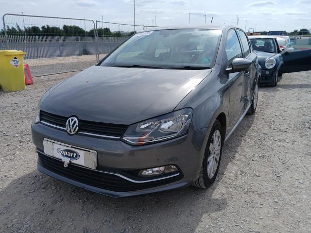 VOLKSWAGEN POLO SE TS 2015
