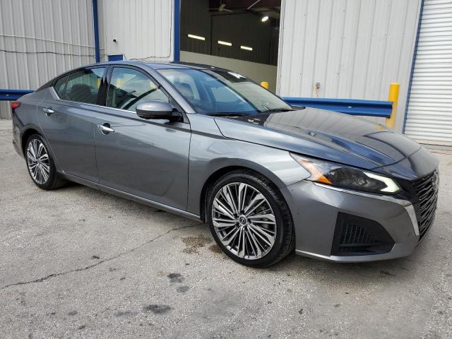  NISSAN ALTIMA 2023 Srebrny