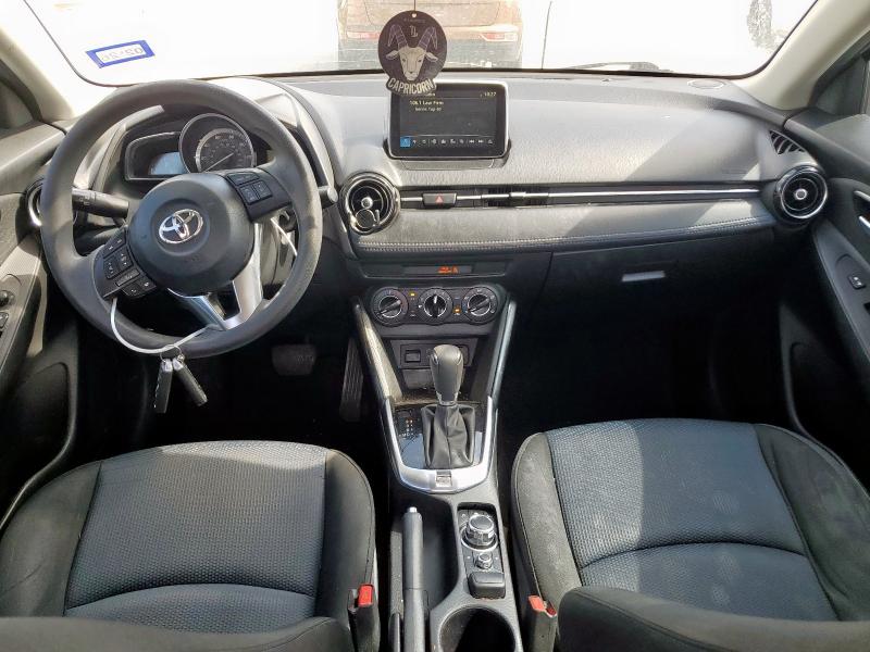  TOYOTA YARIS 2018 Biały
