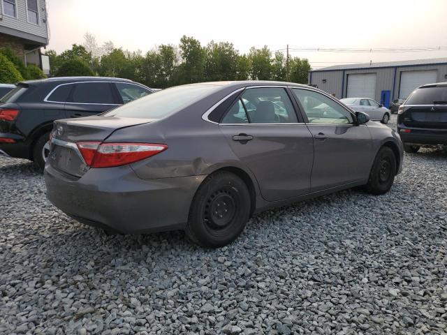  TOYOTA CAMRY 2017 Серый