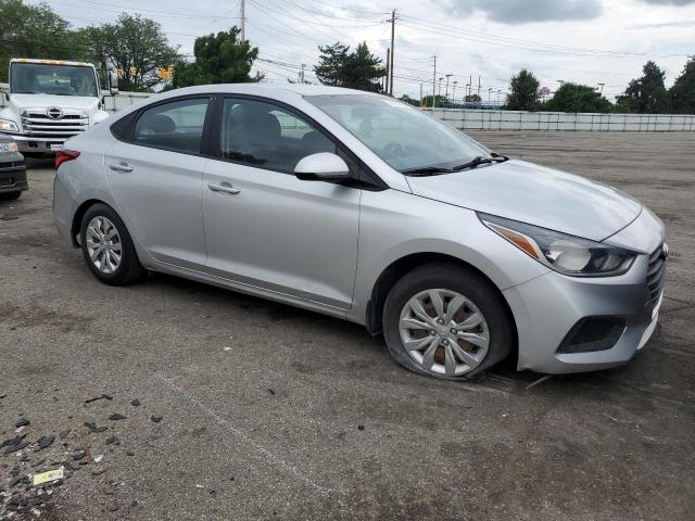  HYUNDAI ACCENT 2018 Srebrny