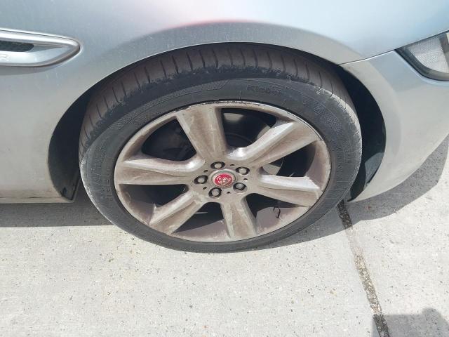 2015 JAGUAR XE PORTFOL