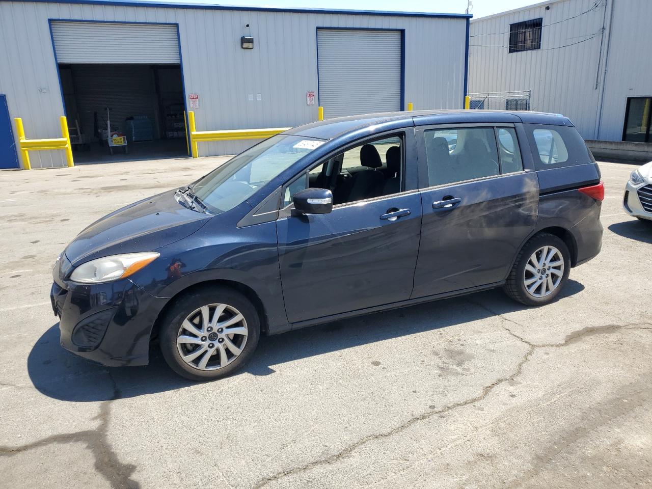 2014 Mazda 5 Sport