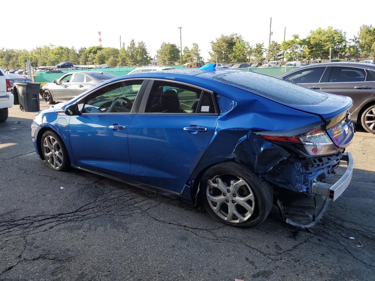CHEVROLET VOLT 2017 VIN 1G1RB6S59HU162249 photo 2