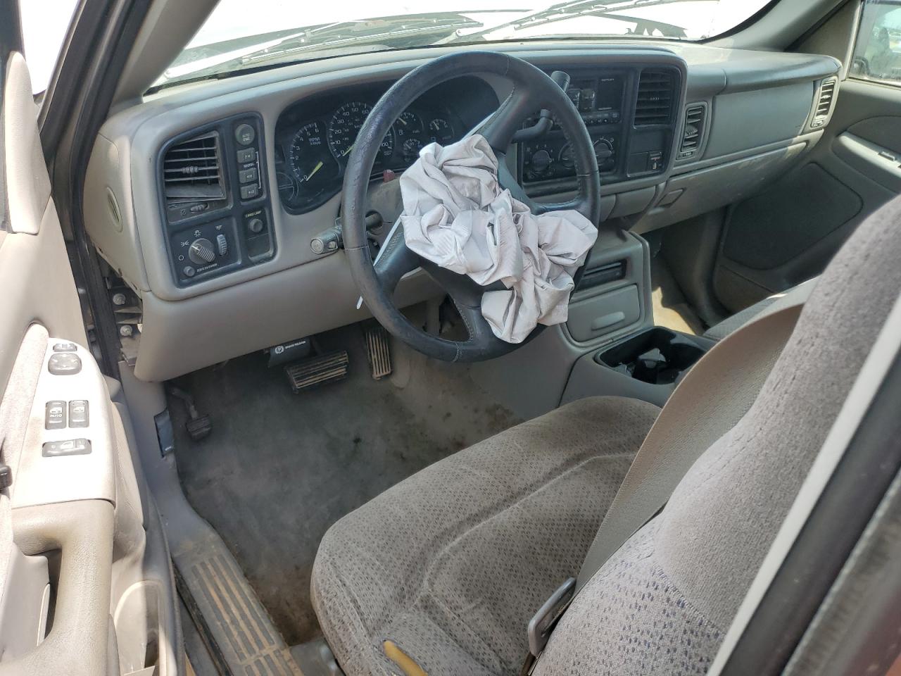 1999 Chevrolet Silverado K1500 VIN: 1GCEK19T1XZ104599 Lot: 59719255