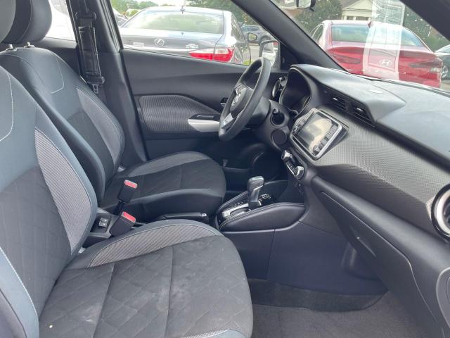  NISSAN KICKS 2020 Srebrny