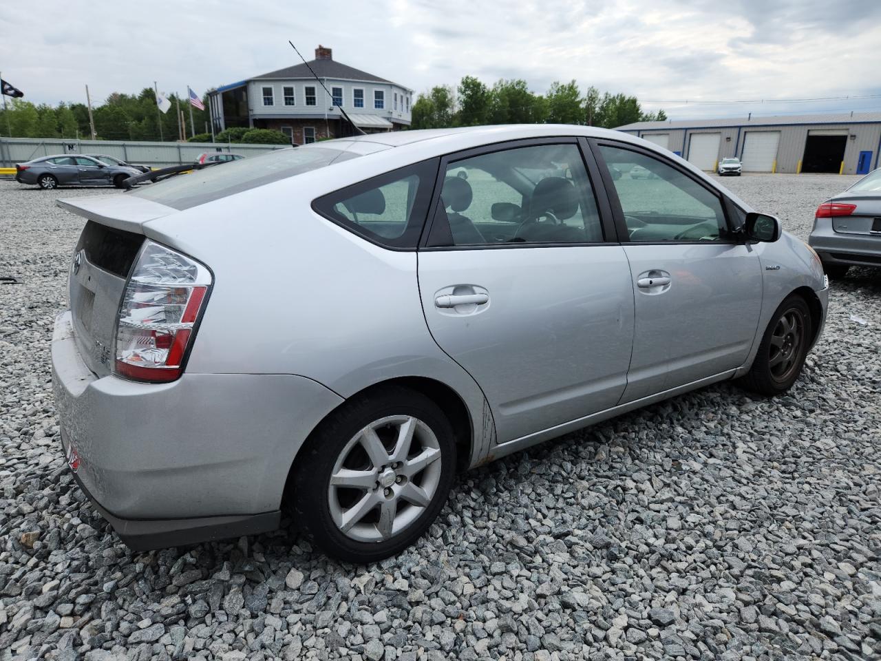 TOYOTA PRIUS 2008 VIN JTDKB20U383378194 фото 3