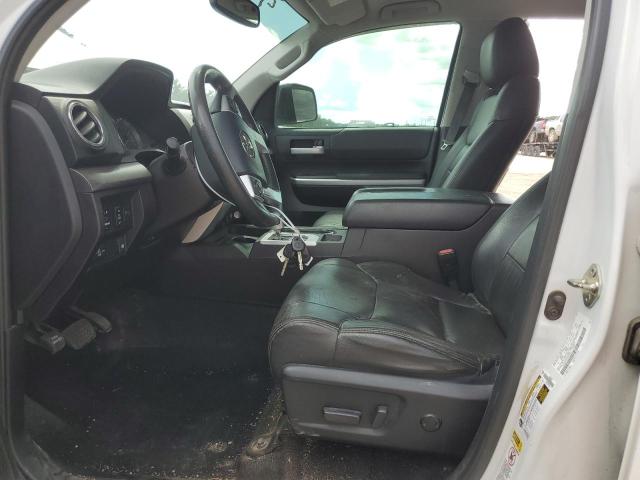 Pickups TOYOTA TUNDRA 2016 Biały