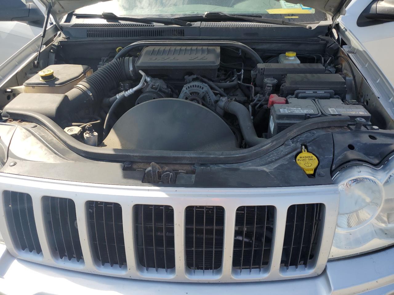 2005 Jeep Grand Cherokee Laredo VIN: 1J4GR48KX5C565762 Lot: 63080115