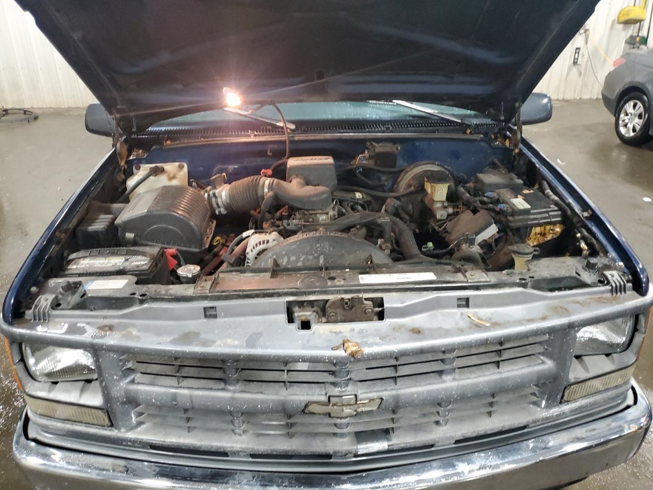 1998 Chevrolet Gmt-400 K1500 VIN: 1GCEK14M9WE242736 Lot: 59294785