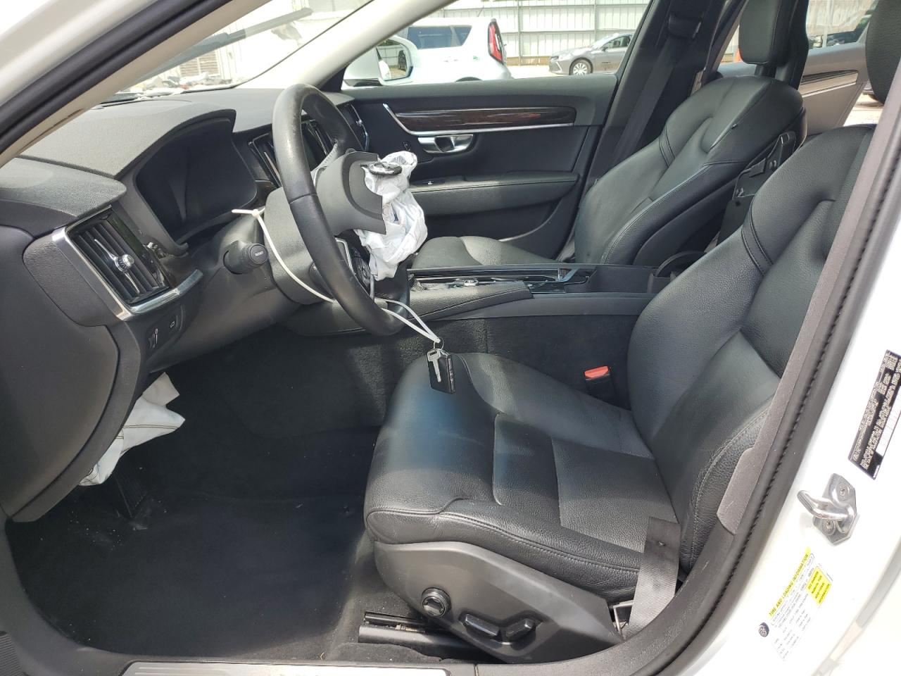 2019 Volvo S90 T6 Momentum VIN: LVYA22MK2KP082693 Lot: 60916085