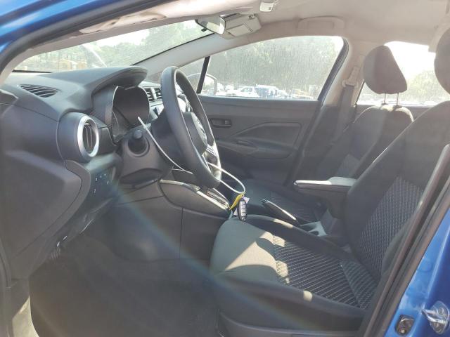  NISSAN VERSA 2021 Синий