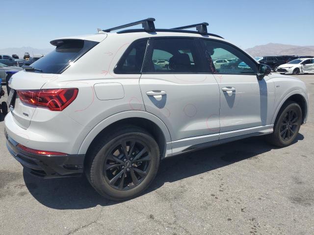  AUDI Q3 2021 Szary